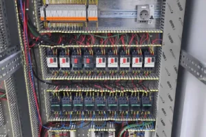 هوشمندسازی، کدنویسی PLC و راه‌اندازی تابلوی توزیع موتوری MCC مجموعه سرچین خراسان (هلدینگ عالیس)